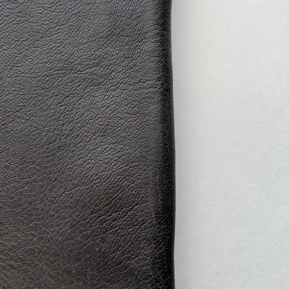 NEW Leather cell phone crossbody/pouch - Picture 6 of 11